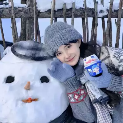 雍恨云